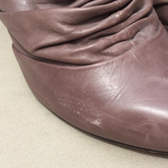 Saks Fifth Avenue leather heeled booties size 8.5 - Picture 8 of 8